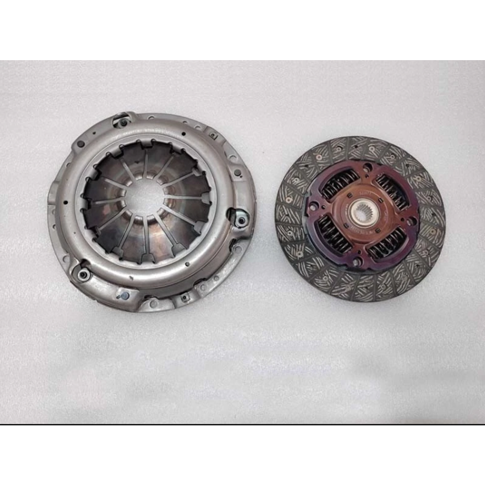 Suzuki Kizashi 2.4 L J24B I4 09-14 Debriyaj Baskı Balata Seti