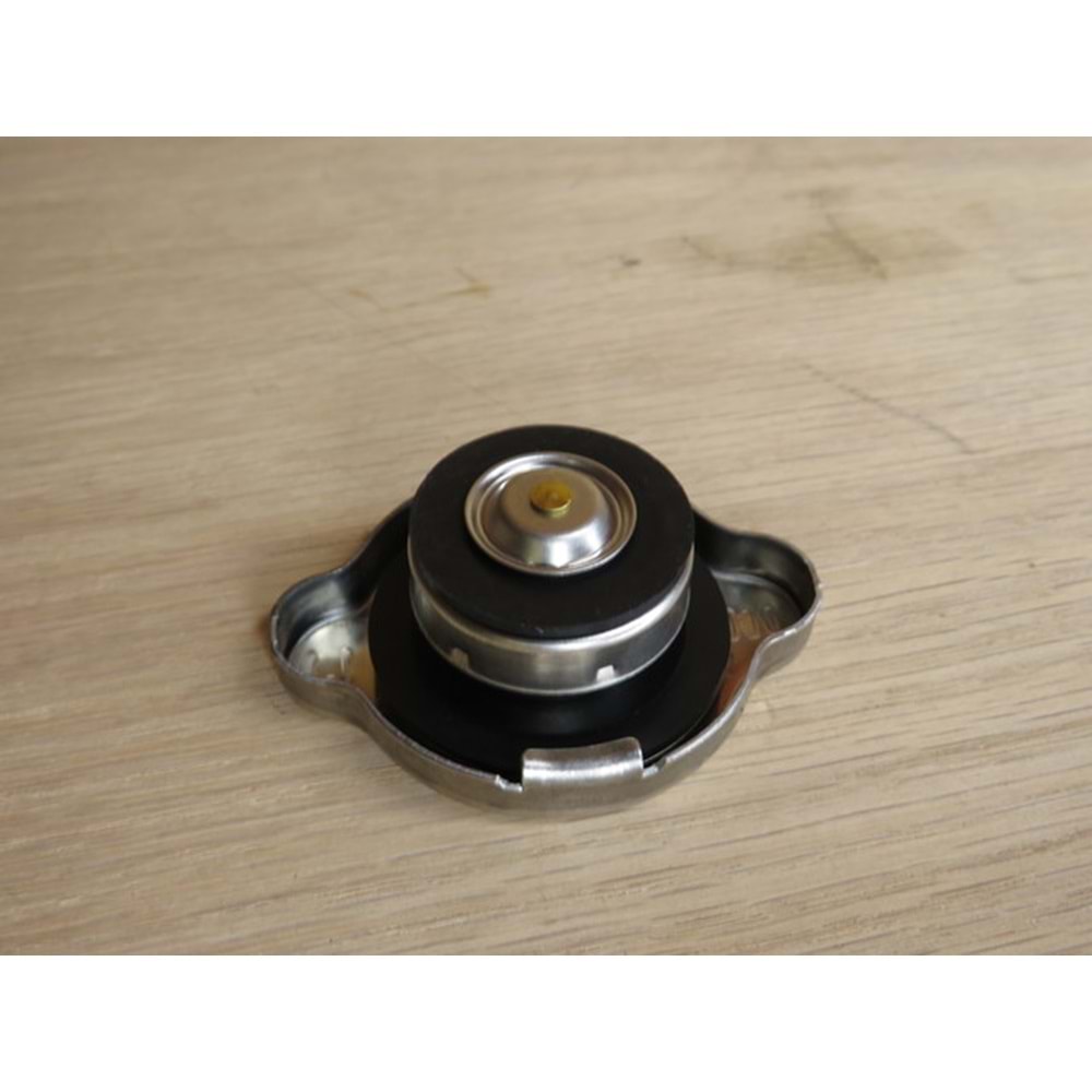 Hyundai ACCENT BLUE CEED I30 MAZDA-6 PAJERO Radyatör Kapağı 1.1