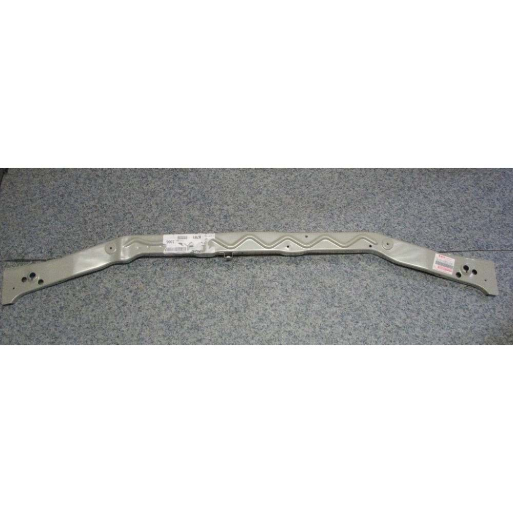 Suzuki Swift 98-02 Panel Üst Parça Orjinal