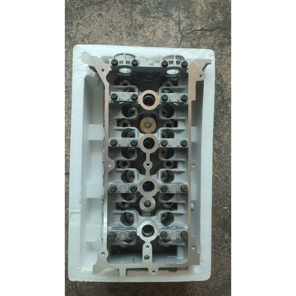 Mazda 323 1.5 16v Z5 1995-1998 Silindir Kapağı