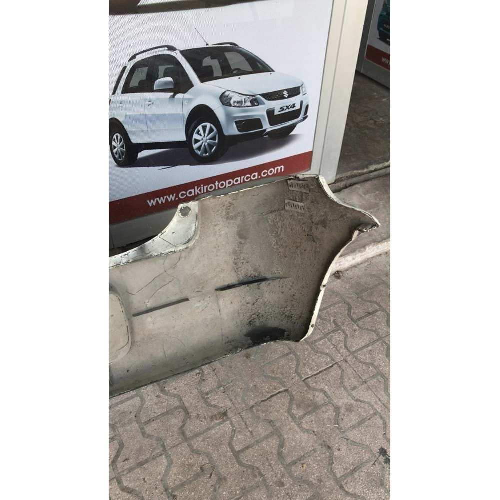 SUZUKİ ALTO 03-06 ARKA TAMPON ÇIKMA