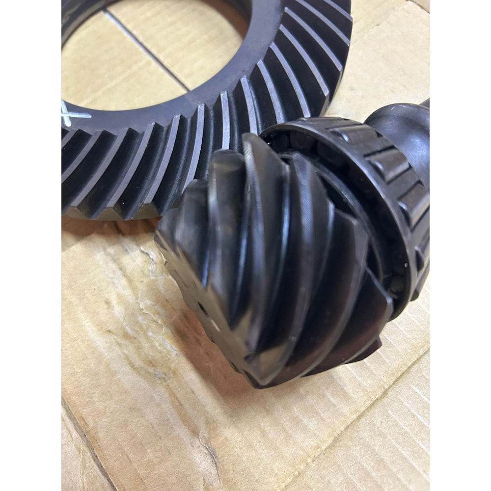 Suzuki Grand Vitara XL7 DİZEL ARKA AYNA MAHRUTİ DİŞLİ Çıkma