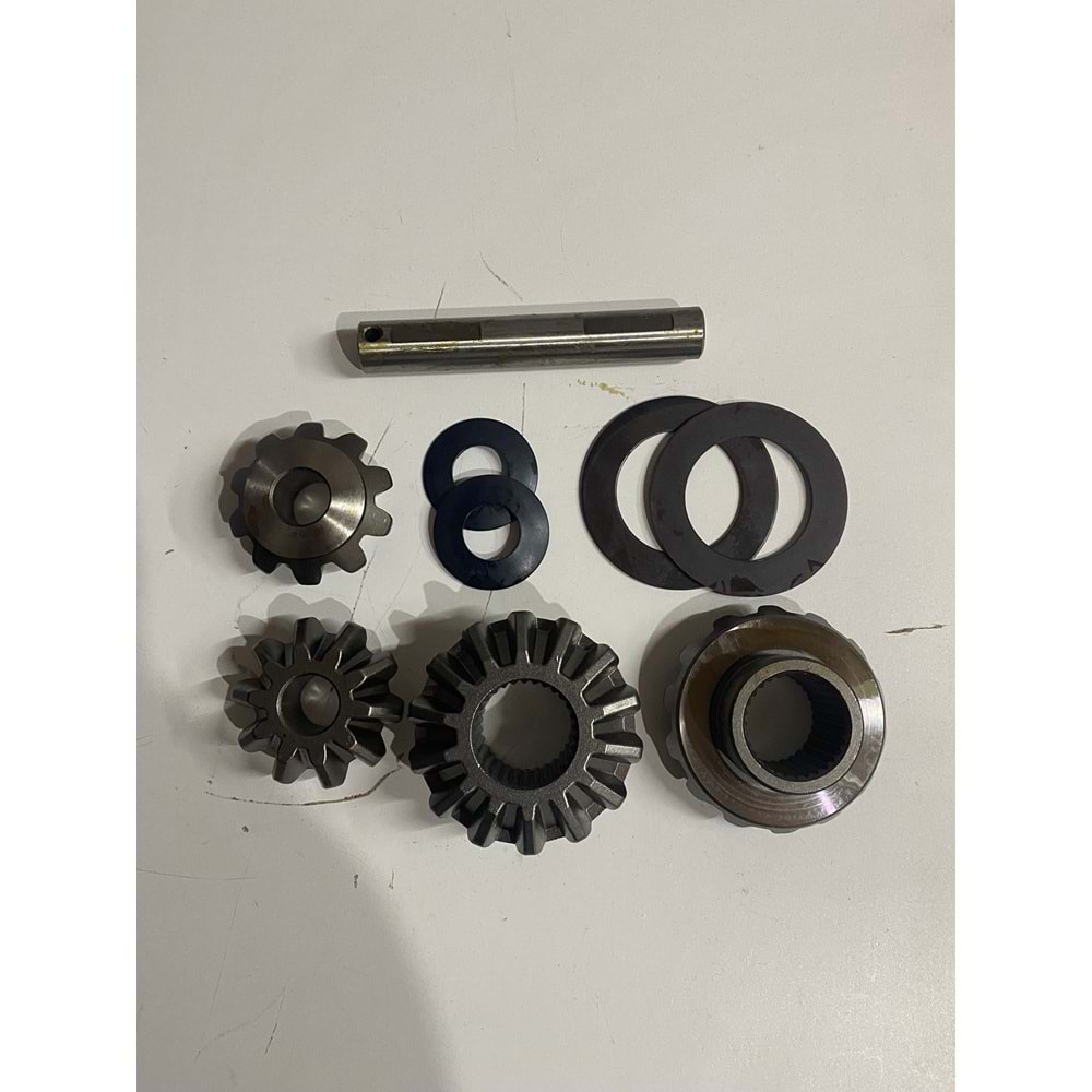 Mazda B2500 Ford Ranger Ön Defransiyel İstavroz Dişlisi Takım