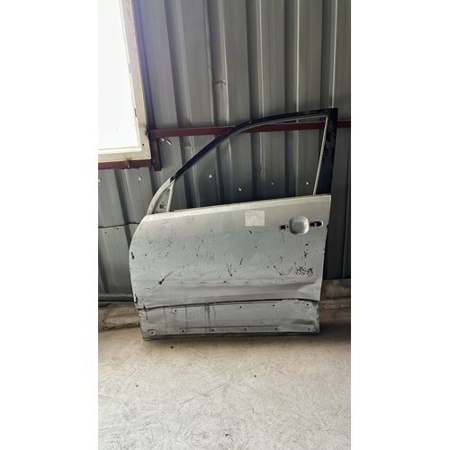SUZUKİ GRAND VİTARA 06-12 5K ÖN SOL KAPI ÇIKMA