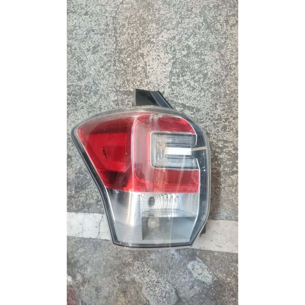 Subaru Forester 16-17 Sol Stop Lambası Çıkma